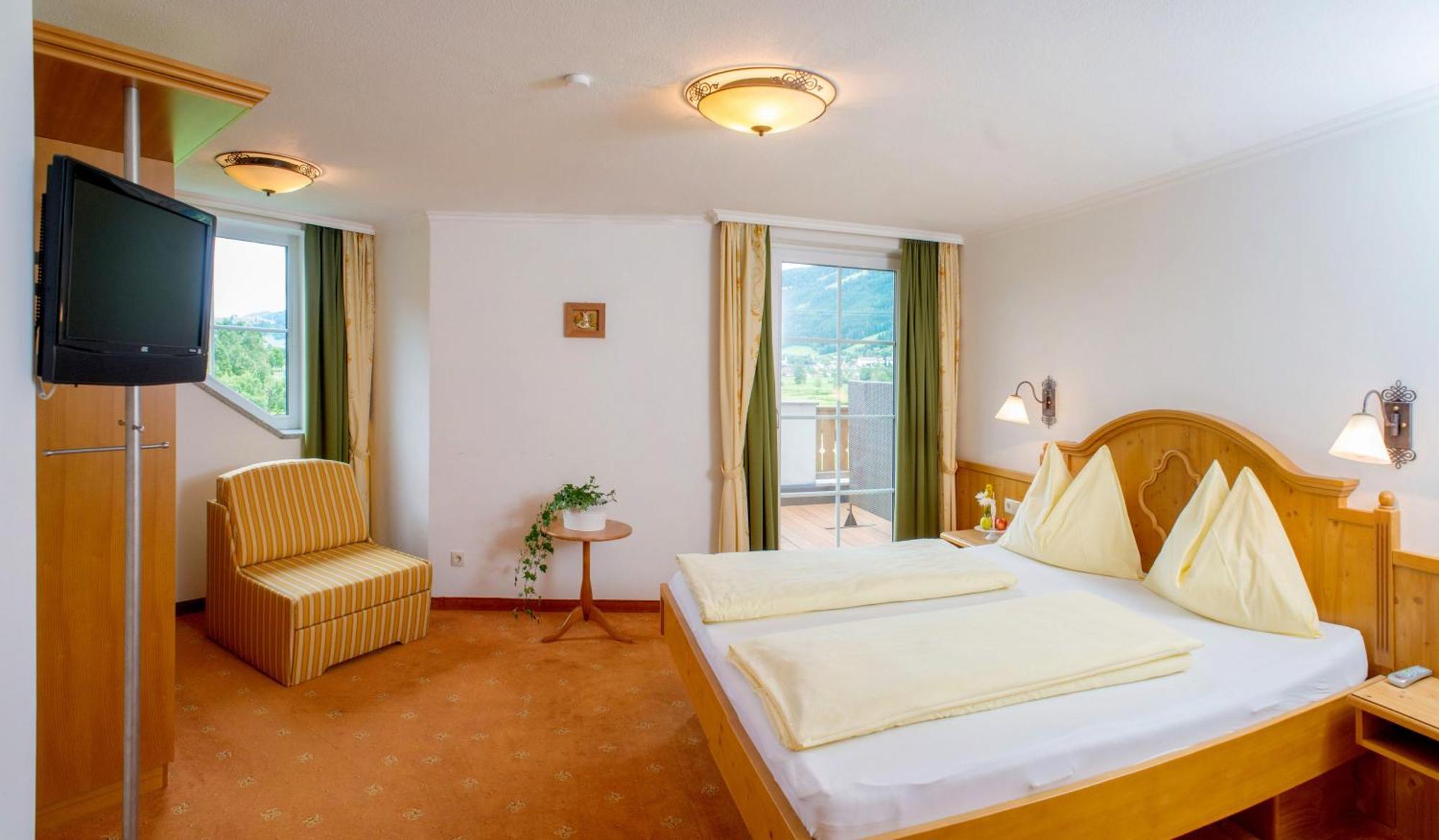 Landhotel Hubengut Bed And Breakfast Radstadt Eksteriør billede