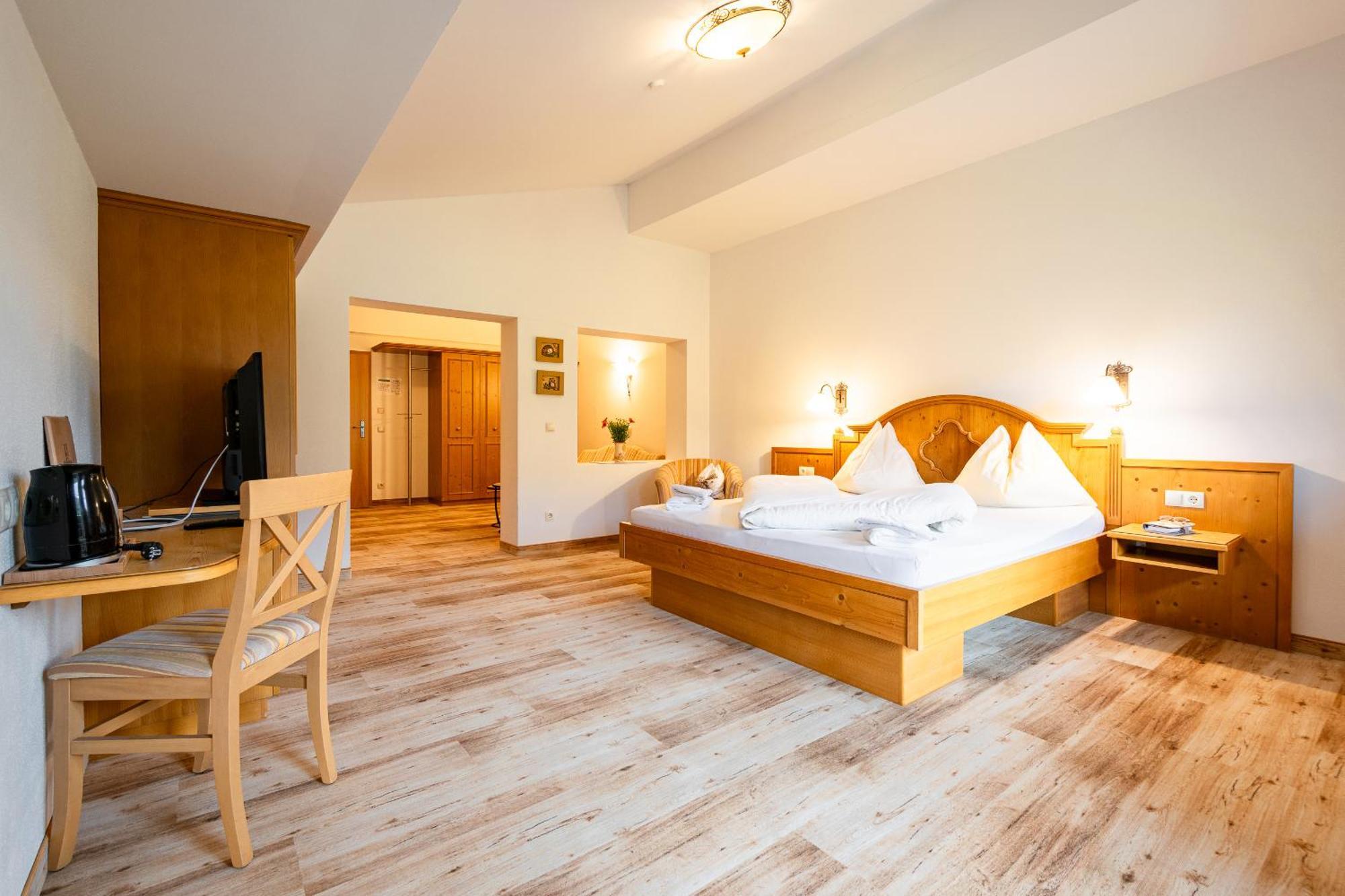 Landhotel Hubengut Bed And Breakfast Radstadt Eksteriør billede