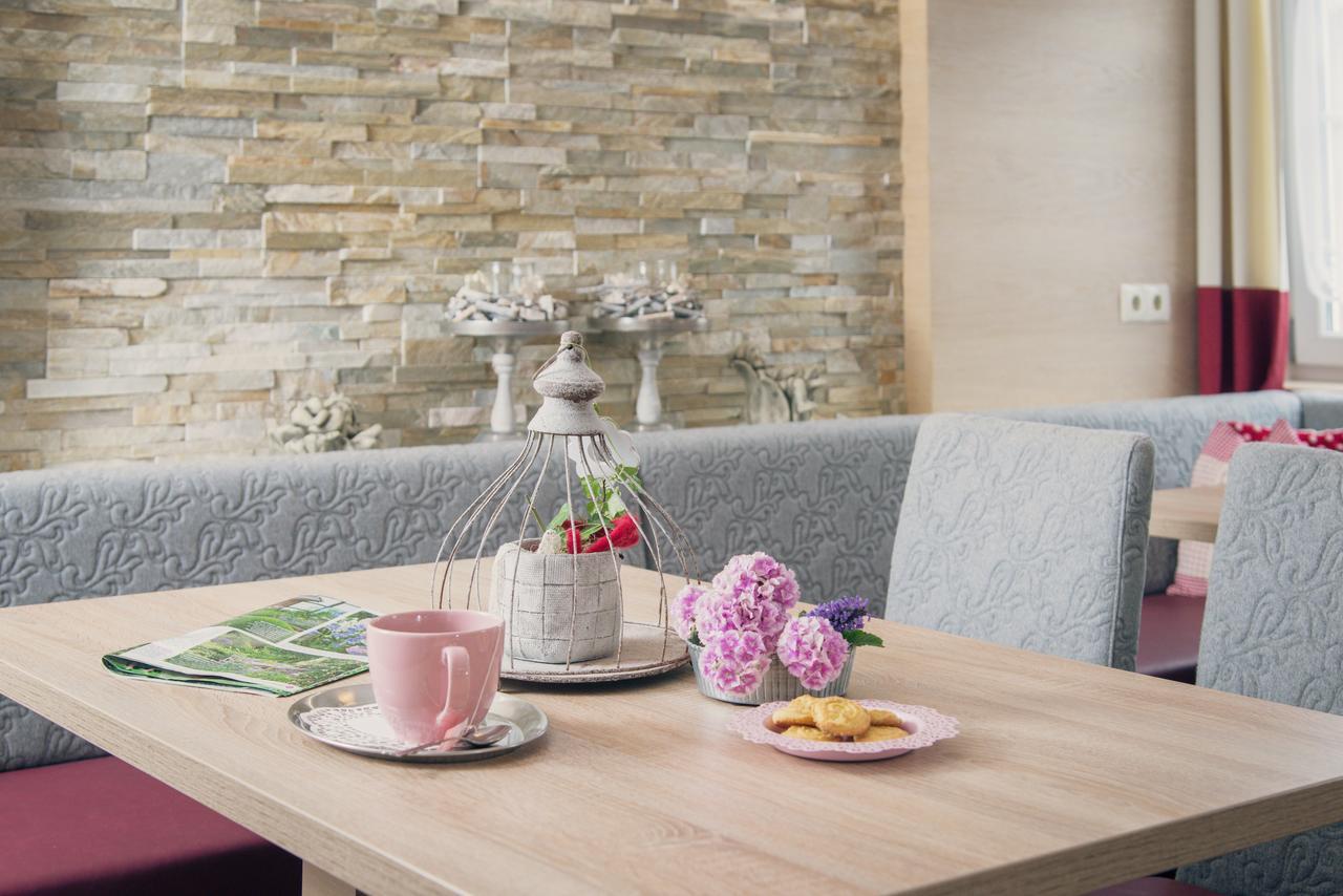 Landhotel Hubengut Bed And Breakfast Radstadt Eksteriør billede