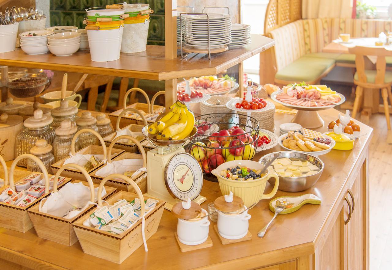 Landhotel Hubengut Bed And Breakfast Radstadt Eksteriør billede